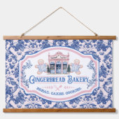 ピンク&ブルーグランドミレニアルジンジャーブレッドベーカリー 吊り下げ型タペストリー (正面)