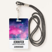 ピンク&ブルー銀河系星雲&スターズ抽象芸術 バッジ (裏面ランヤード)