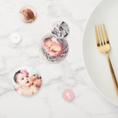 ピンク&ホワイトクロス – 写真 – バプテスマ コンフェッティ (グループ)