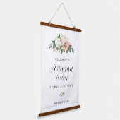 ピンク&ホワイトフローラブライダルランチョンウェルカム 吊り下げ型タペストリー (傾斜あり)