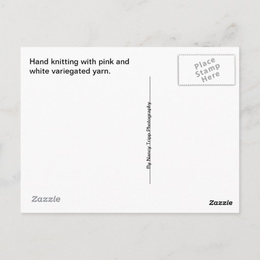 ピンク/ホワイト編み物静止画写真 ポストカード (裏面)