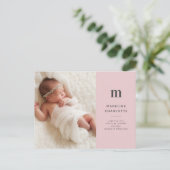 ピンク・ミニマリストの女の子写真生誕の発表 ポストカード (スタンド正面)
