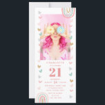 ピンク・レインボー21stモダンフォトバースデーパーティー 招待状<br><div class="desc">ピンクのレインボー21st21ワンフォトモダンバースデーパーティ招待状は21歳のユニーク誕生日をダウンロード可能なパーティの招待状を備えている。お客様の招待状の家族や友人に最適なお祝い。これらをダウンロードしてゲストに送信するか、郵送または両方に印刷してもらう。ピンクモダンの文字'（名前）と可愛い、そしてトレンディーは、レインボーと愛のハートフレームの中で前方にあなたの写真とスクリプモダントタイポグラフィで21を回している。裏面に写真を追加し、デジタルレプカスタムトの裏面にスキャン可能なQRコードを追加。簡単DIY （自分で行う）パーティの招待状。©Evco Studio www.zazzle.com/store/evcostudioによる設計</div>
