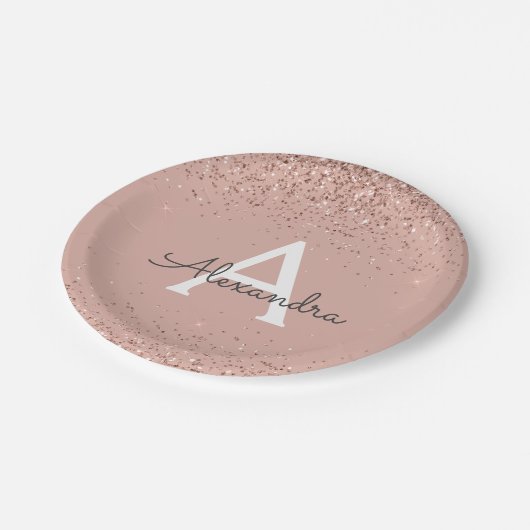 ピンク ローズゴールド グリッター ガーリー モノグラム 誕生日 ペーパープレート (アングル)