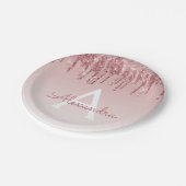 ピンク ローズ ゴールド グリッター & スパークル モノグラム 誕生日 ペーパープレート (アングル)