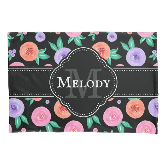 ピンク/紫色の水色バラパターンの黒 枕カバー (正面)