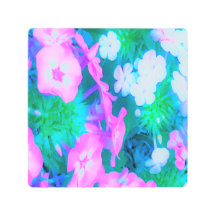 ピンク、緑、青、白のガーデンフロックスの花