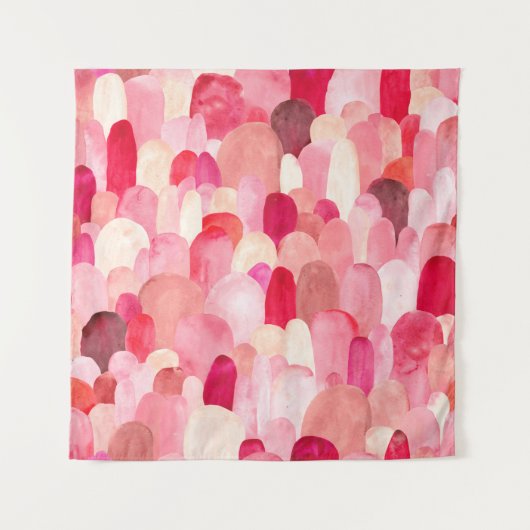 ピンク、赤、ベージュの斑点がシームレスにつながるパターン。 水 タペストリー (正面)