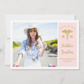 ピンク&金ゴールド看護学校写真卒業パーティー 招待状 (正面)