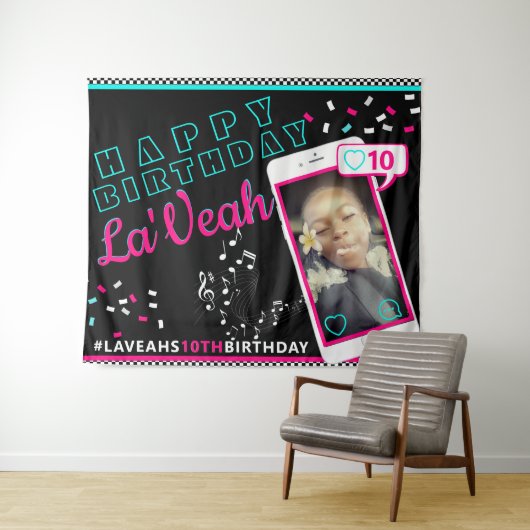 ピンク|青い携帯電話フォトソーシャルメディア&ミュージック タペストリー (インサイチュ(横))