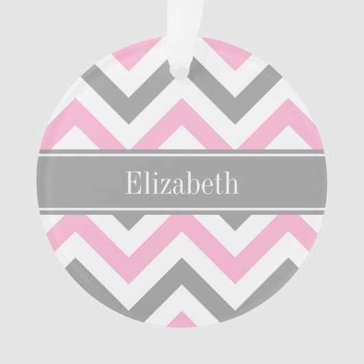 ピンクDkグレーホワイトLGシェブロングレーネームモノグラム オーナメント (正面)