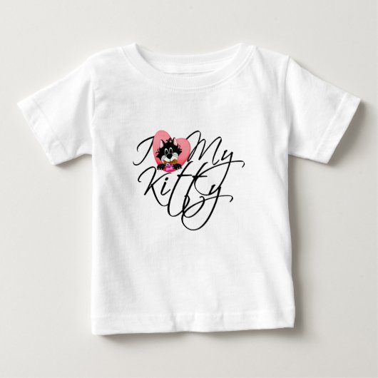 ピンクI愛私の子猫のTシャツおよびギフト ベビーTシャツ (正面)