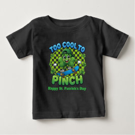 ピンチするにはカッコよすぎる スケートボード シャムロック セントパトリック ベビーTシャツ