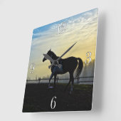 ピントイン納屋周囲の庭アットサンライズ スクエア壁時計 (傾斜)