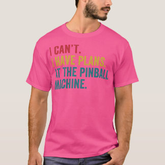 ピンボール機ピンボール選手アーケードでの計画 Tシャツ