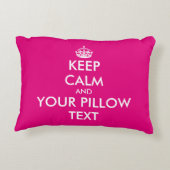 ピン保クの穏やかさとテキストの圧おもしろい縮 アクセントクッション (裏面)