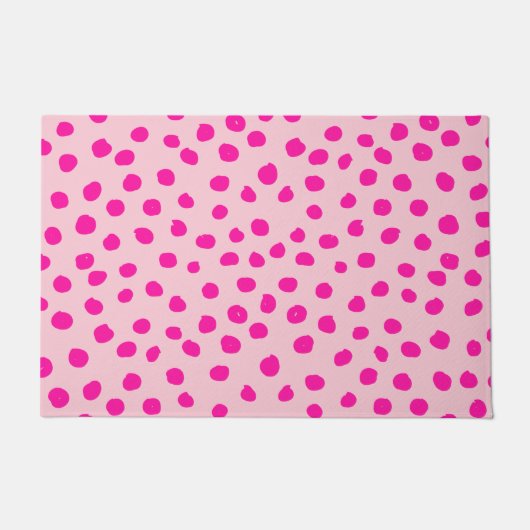 ピン名門私立校風のクドットモダンアニマルプリント点 ドアマット (正面)