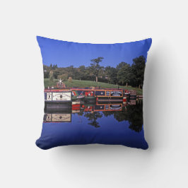 ピークフォレストキャナルダービシャーイングランド クッション