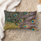 ピーコックフェザーズエメラルドグリーンと金ゴールド ランバークッション (ブランケット)