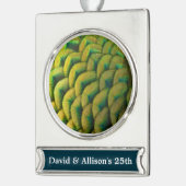 ピーコックフェザーIIカラフル自然 シルバープレートバナーオーナメント (左)