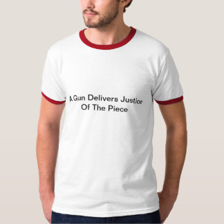 ピースの正義を実現する銃のTシャツ Tシャツ