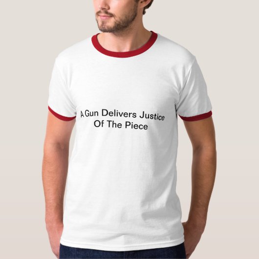 ピースの正義を実現する銃のTシャツ Tシャツ (正面)