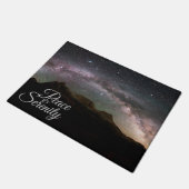 ピースアンドセレニティマウンテンナイトスカイ ドアマット (アングル)