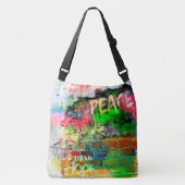 ピースグラフィティバッグ クロスボディバッグ (正面)