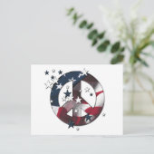 ピースサインのアメリカの星及びストライプな旗 ポストカード (スタンド正面)
