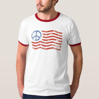ピースサインの米国旗のTシャツ Tシャツ