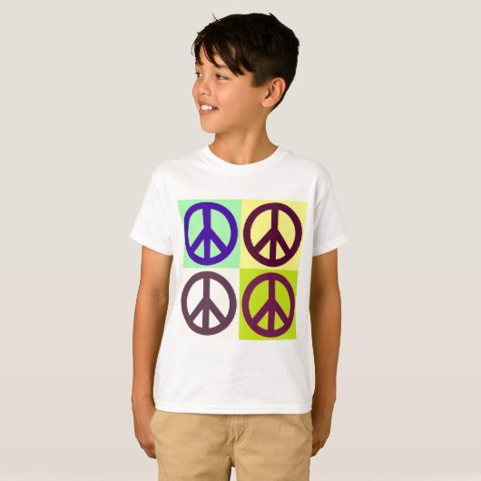 ピースサインポップ・アートのアート Tシャツ (正面フル)