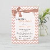 ピースタイリッシュチシェブロン夫婦のベビーシャワー 招待状 (スタンド正面)