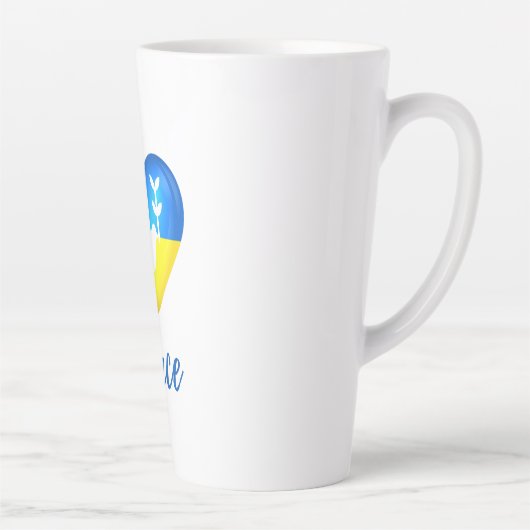ピースドーブウクライナ国旗のハート カフェラテマグ (右)