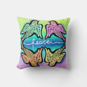 ピースドーブ クッション (正面)