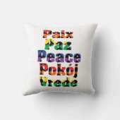 ピースハートレインボータイポグラフィ クッション (裏面)