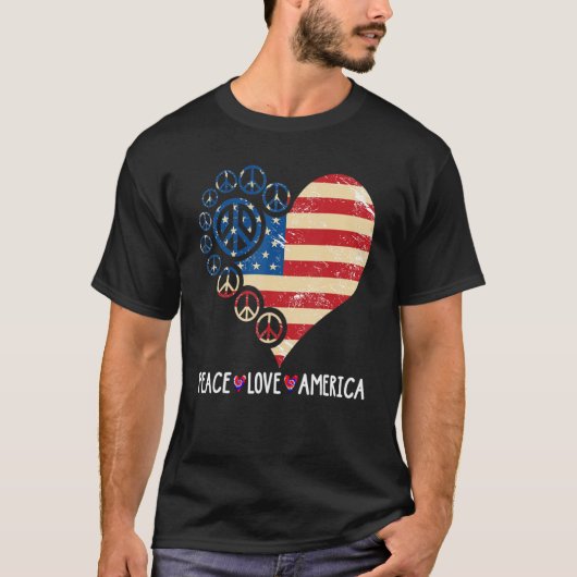 ピースラブアメリカハート愛国米国国旗4日 Tシャツ (正面)