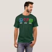 ピースラブダーツキュートダーツプレーヤー Tシャツ (正面フル)