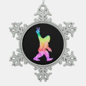 ピースラブビッグフット スノーフレークピューターオーナメント (正面)