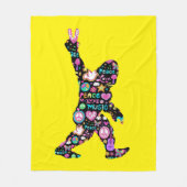 ピースラブビッグフートヒッピーおもしろいビッグフート恋人 フリースブランケット (正面)