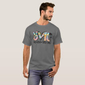 ピースラブ10年生タイおもしろいダイの学生教え Tシャツ (正面フル)