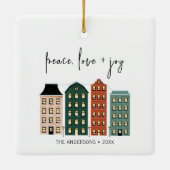 ピースラブ&モダンジョークリスマスタウンホリデー セラミックオーナメント (裏面)