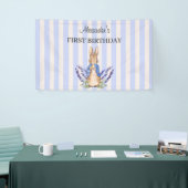 ピーターうさぎの1歳誕生日バナーをカスタマイズ 横断幕 (トレードショー)