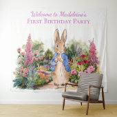 ピーターをパーソナライズウサギの最初の誕生日パーティー タペストリー (インサイチュ(横))