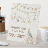 ピーターザラビットバニーベビーシューウェ写真ブースのサイン 台座サイン (インサイチュ)