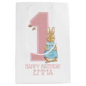 ピーター・ラビット |ベビーガール初の誕生日紙 ミディアムペーパーバッグ (正面)