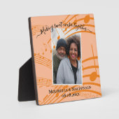 ピーチエレガントミュージックノートカップルのバレンタイン写真 フォトプラーク (正面)