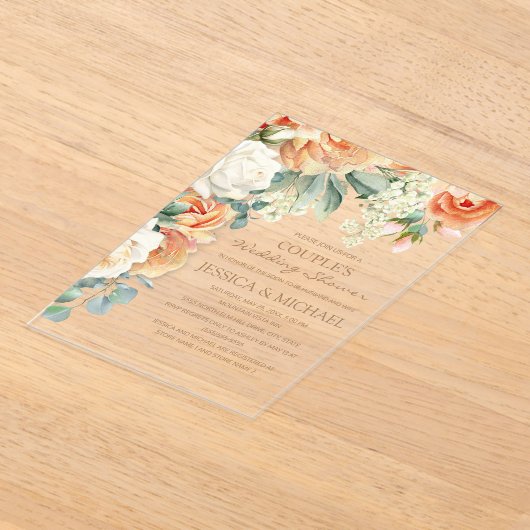 ピーチクリームウォーターカラーフローラアーチカップルのシャワー アクリル招待状 (レイダウン)
