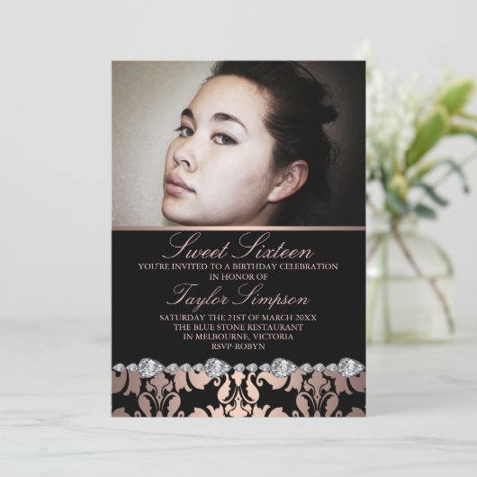 ピーチダマスク&ダイヤモンドスイート16誕生日招待状 招待状 (スタンド正面)