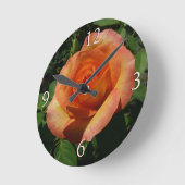 ピーチバラオレンジ花の写真 ラウンド壁時計 (傾斜)