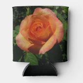 ピーチバラオレンジ花の写真 缶クーラー (正面)